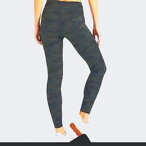 prana camo leggings